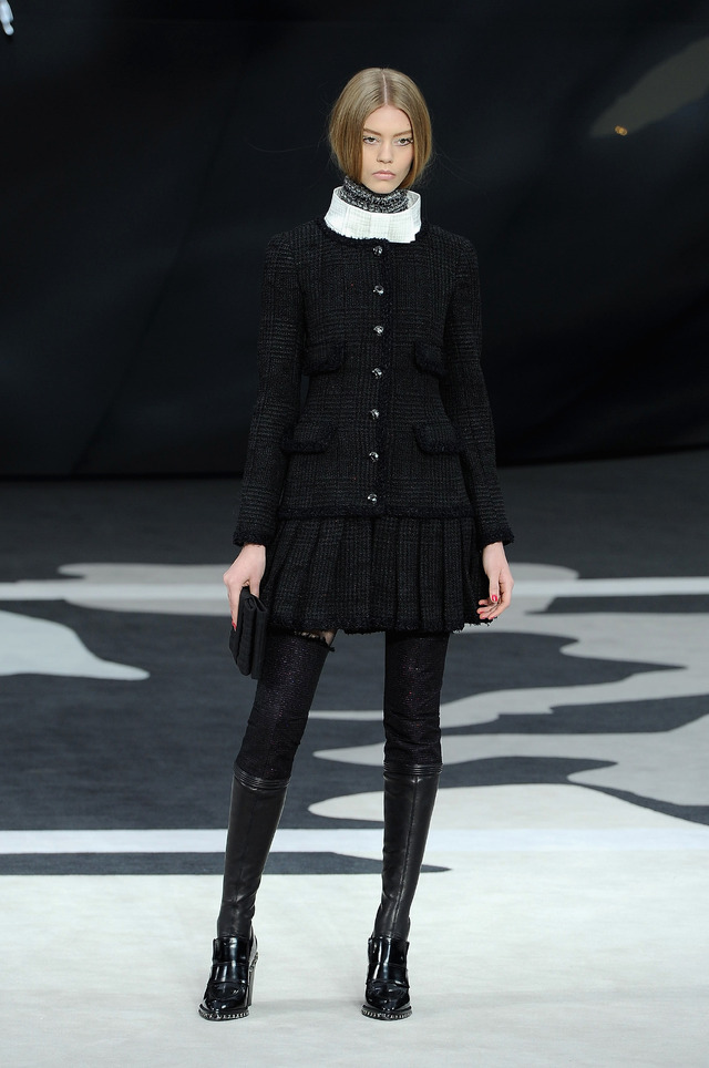 「シャネル」のプレタポルテ2013年秋冬コレクション