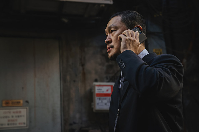 WATCHAオリジナル・シリーズ「砂漠の王」