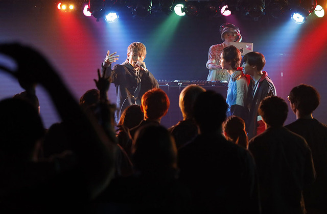 『バトルキング！！-Weʼll rise again-』（C）映画「バトルキング！！」製作委員会