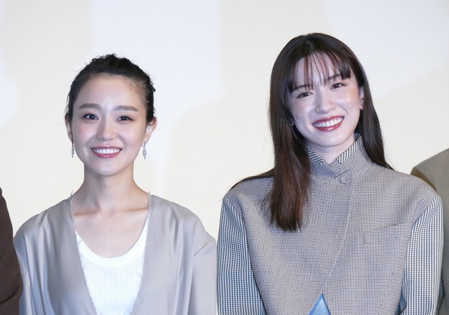 永野芽郁＆奈緒『マイ・ブロークン・マリコ』公開記念舞台挨拶