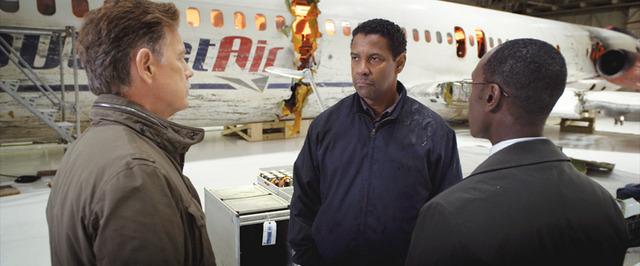 デンゼル・ワシントン『フライト』 -(C)  2012 Paramount Pictures. All Rights Reserved.