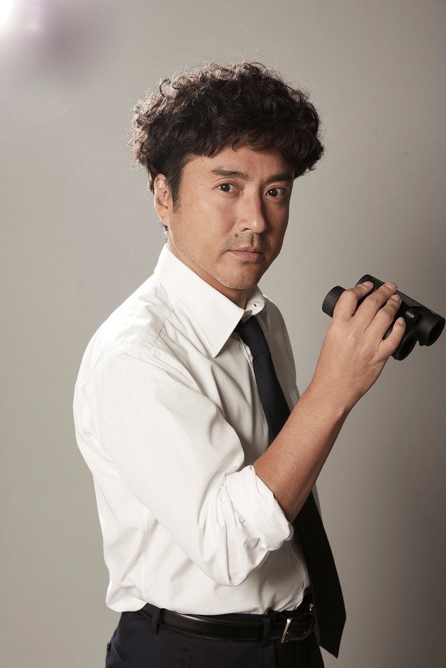 連続ドラマW-30「ドラフトキング」郷原眼力／ムロツヨシ