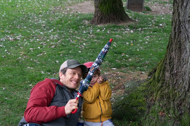 『いつかの君にもわかること』メイキング© 2020 picomedia srl digital cube srl nowhere special limited rai cinema spa red wave films uk limited avanpost srl.