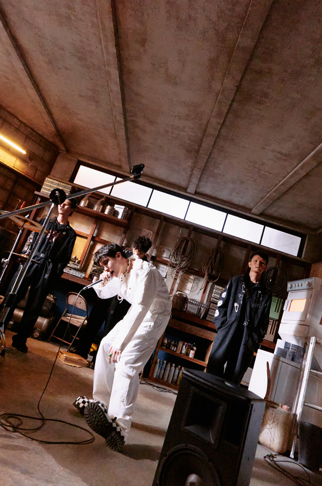 『j-hope IN THE BOX』　©2023 BIGHIT MUSIC & HYBE. All Rights Reserved.