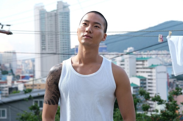 『野獣の血』© 2022 KidariStudio, Inc. & WHALE PICTURES. All Rights Reserved.