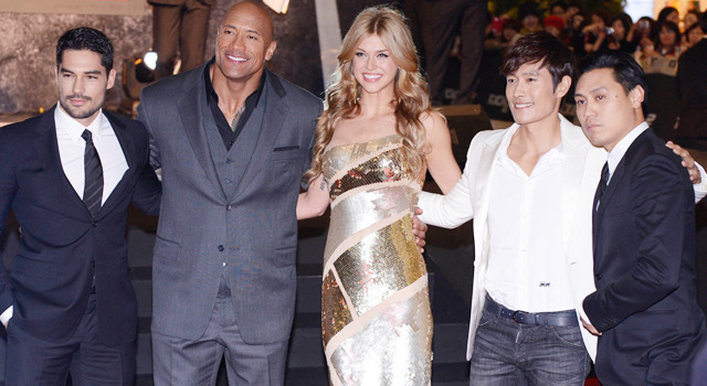 『G.I.ジョー バック2リベンジ』韓国プレミア（Ｄ.Ｊ.コトローナ、ドウェイン・ジョンソン、エイドリアンヌ・パリッキ、イ・ビョンホン、ジョン・チュウ）