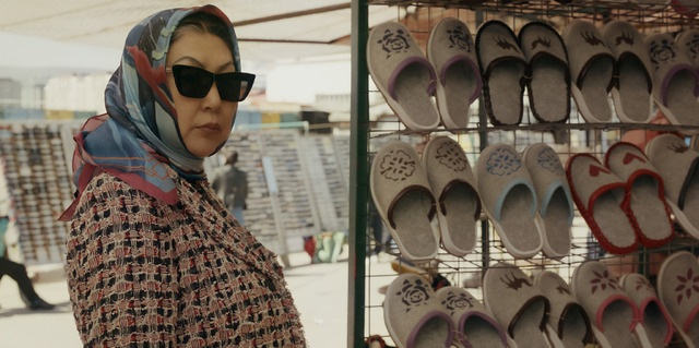 『セールスガールの考現学』©2021　Sengedorj Tushee, Nomadia Pictures