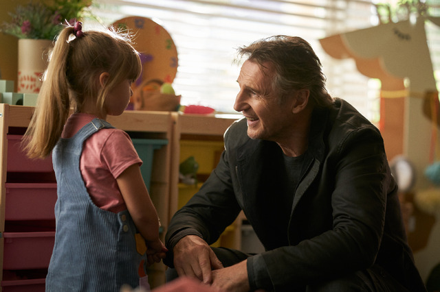 『ブラックライト』©2021 BL Productions LLC; Allplay Legend Corporation