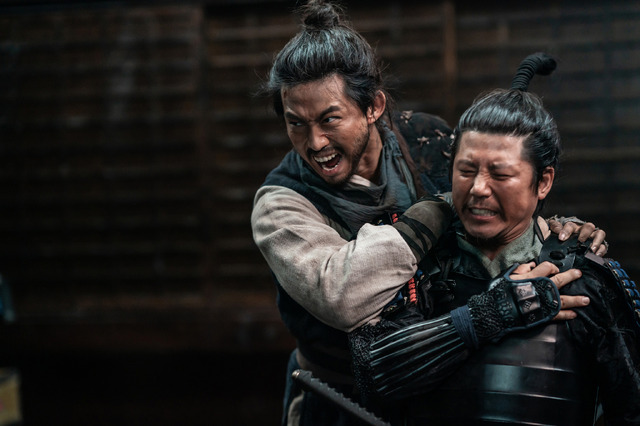 『ハンサン　―龍の出現―』©2022 LOTTE ENTERTAINMENT & BIGSTONE PICTURES CO.,LTD.ALL RIGHTS RESERVED.