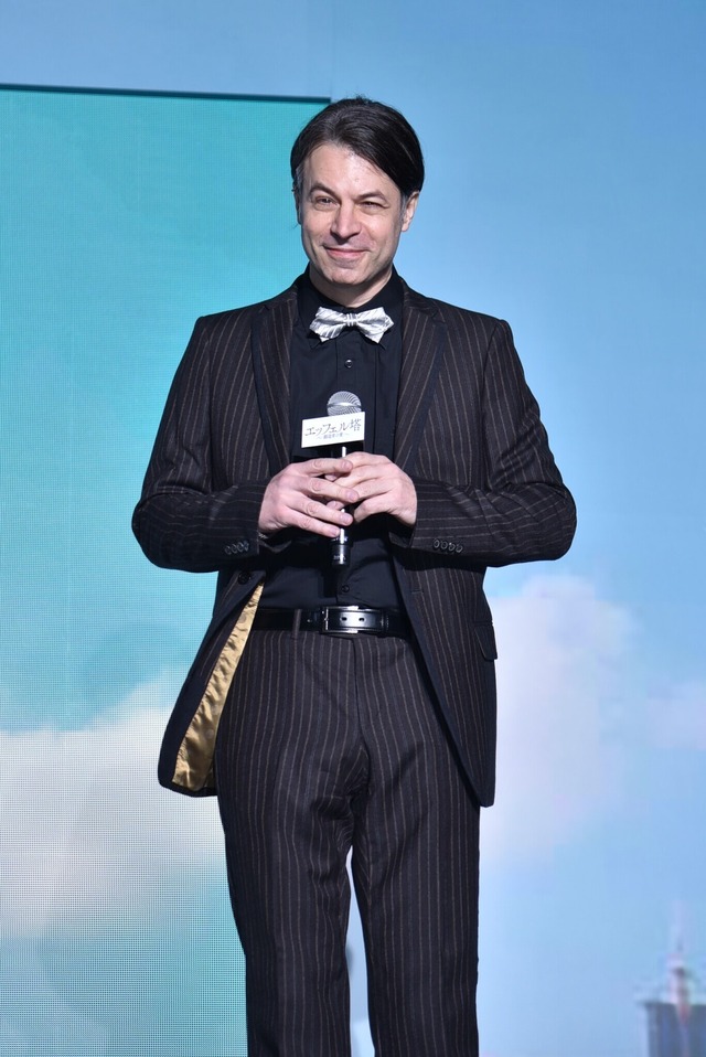 点灯式_イエットマンエッフェル サバン『エッフェル塔～創造者の愛～』© 2021 VVZ Production – Pathé Films – Constantin Film Produktion – M6 Films