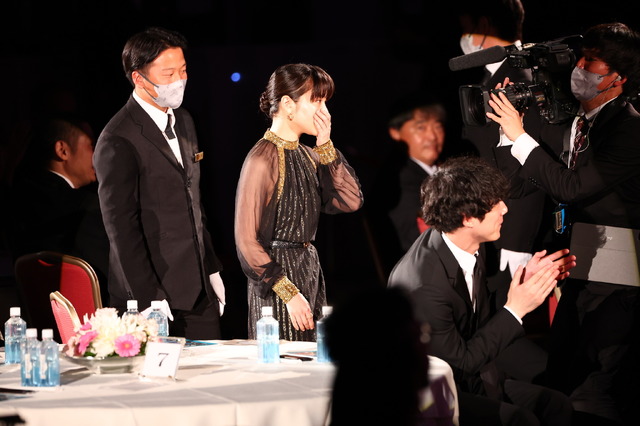 「第46回日本アカデミー賞」最優秀主演女優賞を受賞した岸井ゆきの／写真提供: 東京写真記者協会