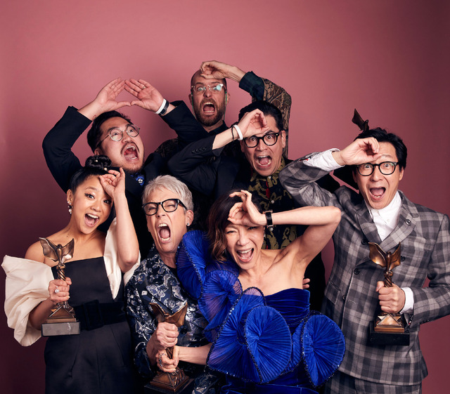 『エブリシング・エブリウェア・オール・アット・ワンス』キャスト＆スタッフ Photo by Michael Rowe/Getty Images for IMDb