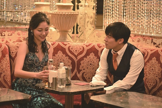 『魔女の香水』（C）映画『魔女の香水』製作委員会