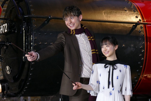 芦田愛菜、ハリー杉山「ワーナー ブラザース スタジオツアー東京 -メイキング・オブ・ハリー・ポッター」開業日発表イベント