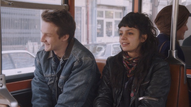 『午前4時にパリの夜は明ける』 © 2021 NORD-OUEST FILMS - ARTE FRANCE CINÉMA