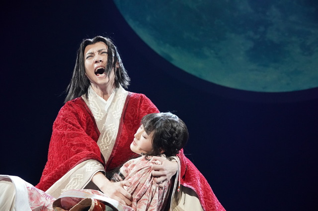 舞台「キングダム」帝劇公演 舞台写真©原泰久／集英社