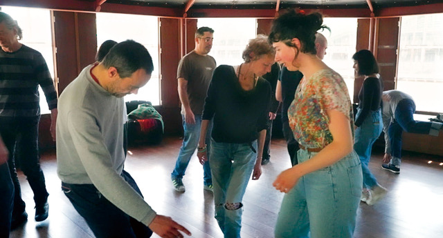 『アダマン号に乗って』© TS Productions, France 3 Cinéma, Longride – 2022