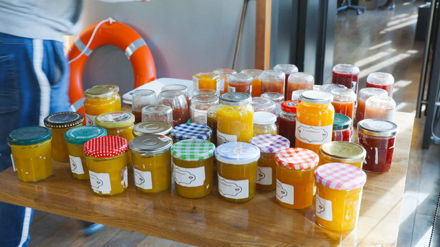 『アダマン号に乗って』© TS Productions, France 3 Cinéma, Longride – 2022