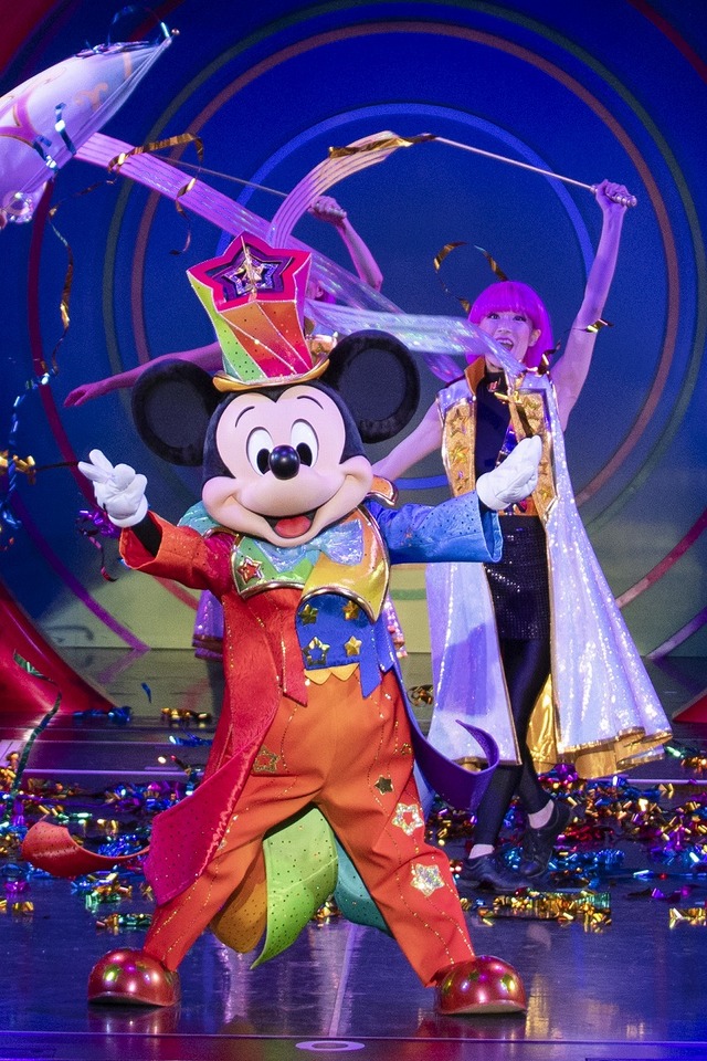 「クラブマウスビート」も40周年バージョンに！As to Disney artwork, logos and properties： (C) Disney