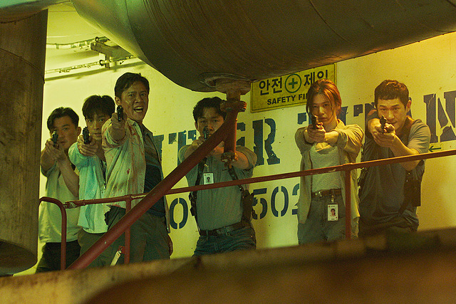 『オオカミ狩り』ⓒ 2022 THE CONTENTS ON & CONTENTS G & CHEUM FILM CO.,LTD. All Rights Reserved.