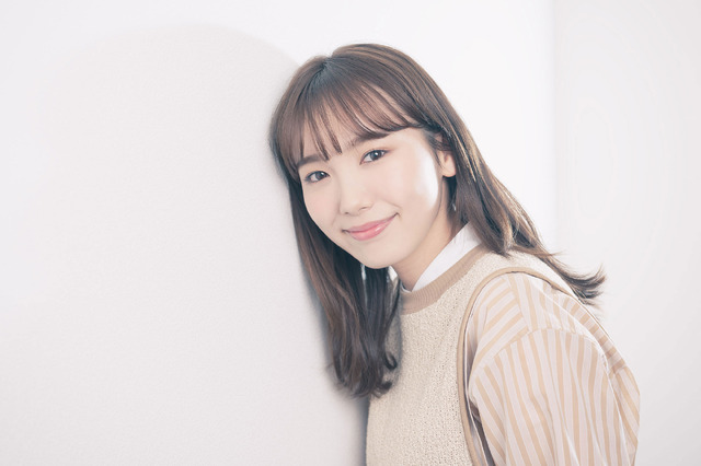 飯豊まりえ／photo：Jumpei Yamada