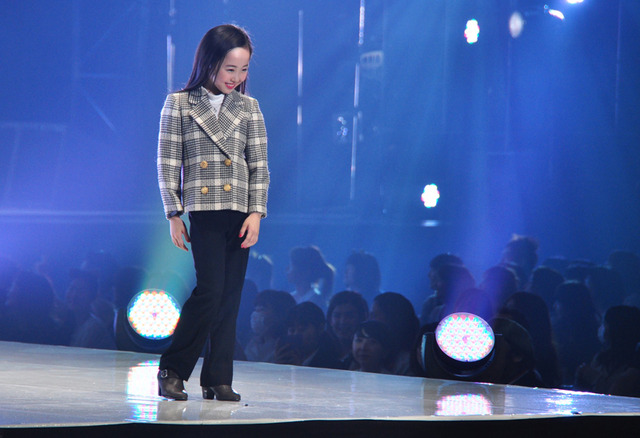 本田望結 in 『コドモ警察』＠東京ランウェイ