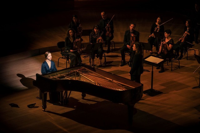 『ジュリア(s)』©WY PRODUCTIONS–MARS FILMS–SND-FRANCE 2 CINÉMA