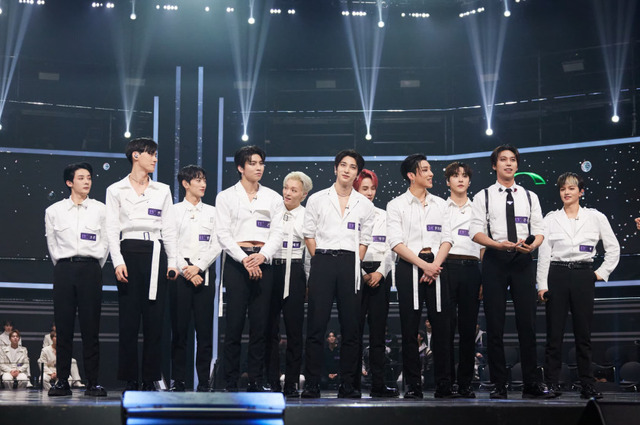 「PEAKTIME」© SLL Joongang Co.,Ltd & Studio Slam & AZING all rights reserved.zip