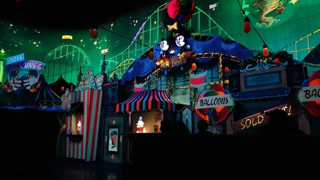 新アトラクション「ミッキーとミニーのランナウェイ・レイルウェイ」（2023年1月撮影）