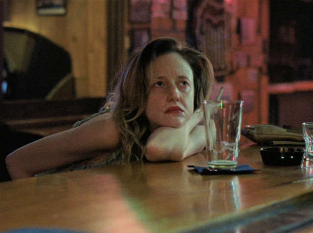 『To Leslie トゥ・レスリー』© 2022 To Leslie Productions, Inc. All rights reserved