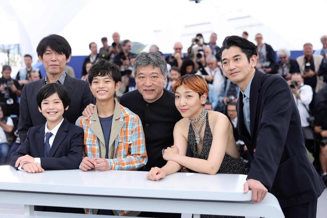 『怪物』第76回カンヌ国際映画祭 フォトコール ©2023「怪物」製作委員会