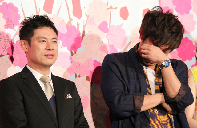 伊藤淳史＆小出恵介 in 『ボクたちの交換日記』初日舞台挨拶