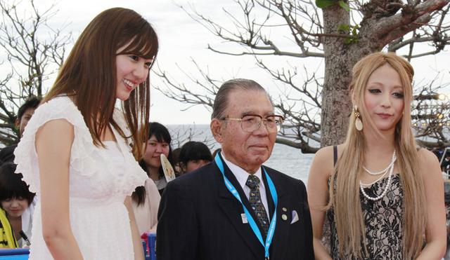 第5回「沖縄国際映画祭」レッド・カーペット