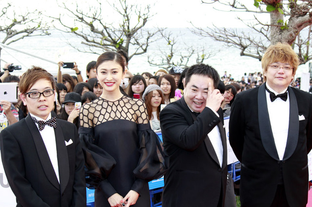 第5回「沖縄国際映画祭」レッド・カーペット