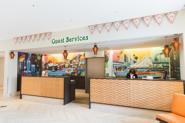 40周年の祝祭感あふれる期間限定ルームに潜入！As to Disney artwork, logos and properties： (C) Disney