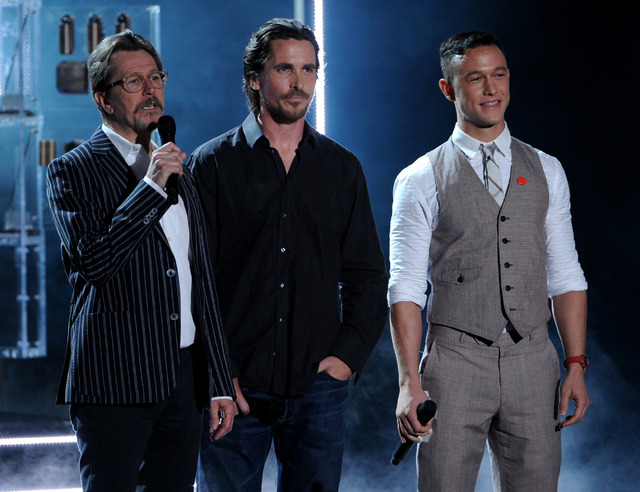 「2012 MTV Movie Awards」ゲイリー・オールドマン、クリスチャン・ベイル、ジョセフ・ゴードン＝レヴィット-(C) Getty Images