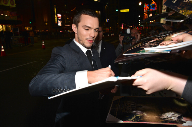 『ジャックと天空の巨人』プレミアでのニコラス・ホルト  -(C) Getty Images