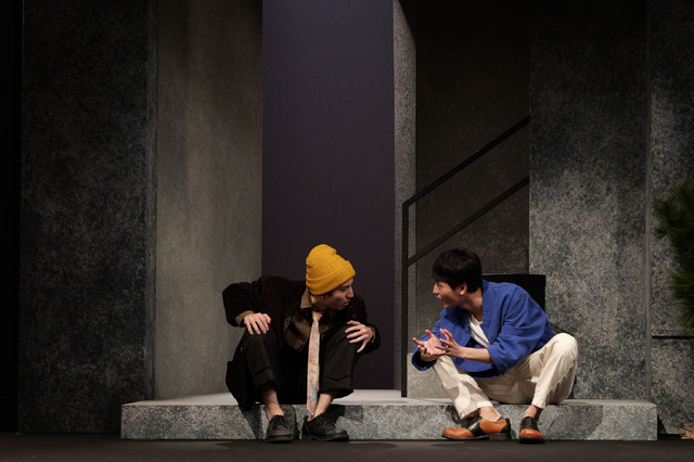 「カモメよ、そこから銀座は見えるか？」撮影：渡部孝弘