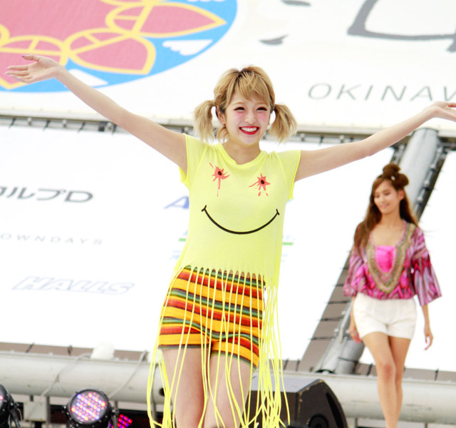 ファッション・イベント「ちゅらイイ GIRL'S UP！ステージ」＠「第5回沖縄国際映画祭」