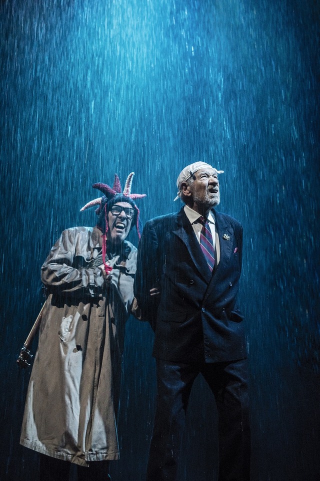 NTLive『リア王』 ©️ Johan Persson