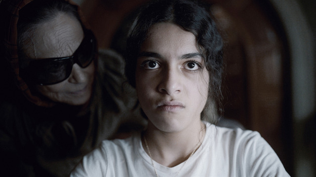 『イビルアイ』© FILM TANK, CINEPOLIS, CINEMA MAQUINA All Rights Reserved.