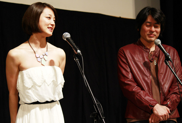 中越典子＆渡辺世紀監督／『死神失格』舞台挨拶＠沖縄国際映画祭