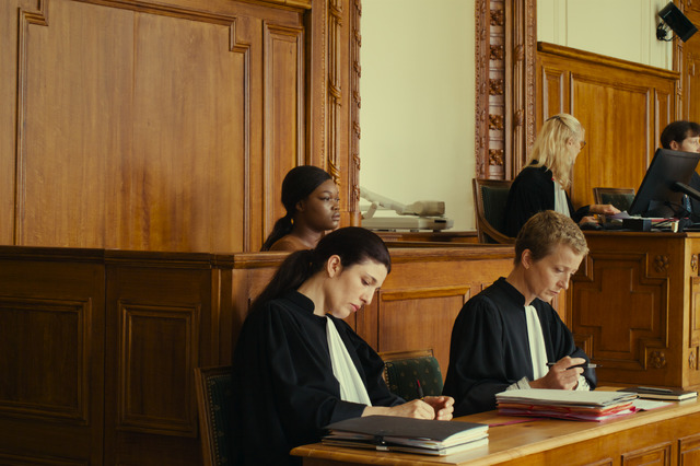 『サントメール ある被告』© SRAB FILMS – ARTE FRANCE CINÉMA – 2022