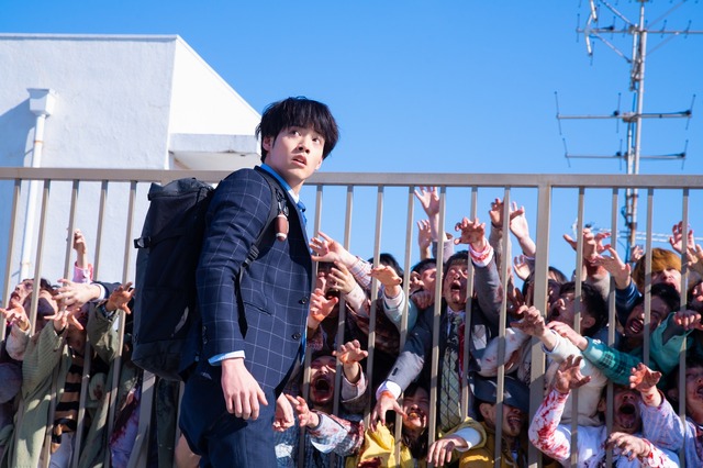 Netflix映画『ゾン100～ゾンビになるまでにしたい100のこと～』©麻生羽呂・高田康太郎・小学館／ROBOT