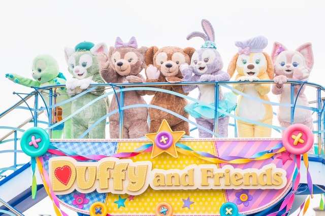 ダッフィー＆フレンズ7人全員がそろう夏！「ダッフィー＆フレンズのスマイル＆ファン」お披露目 As to Disney artwork, logos and properties： (C) Disney