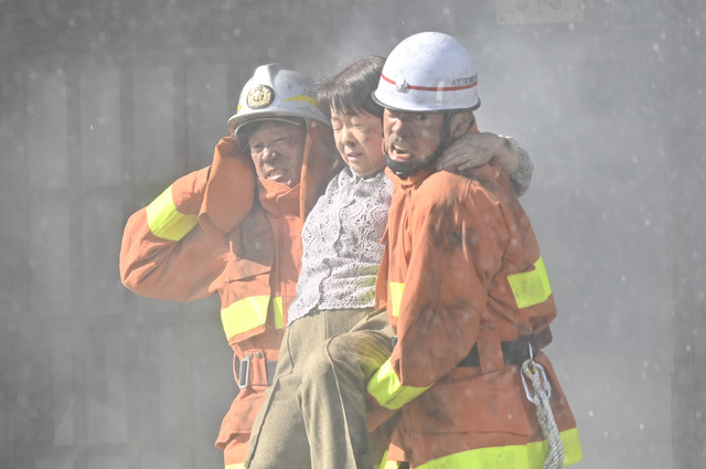 「ハヤブサ消防団」