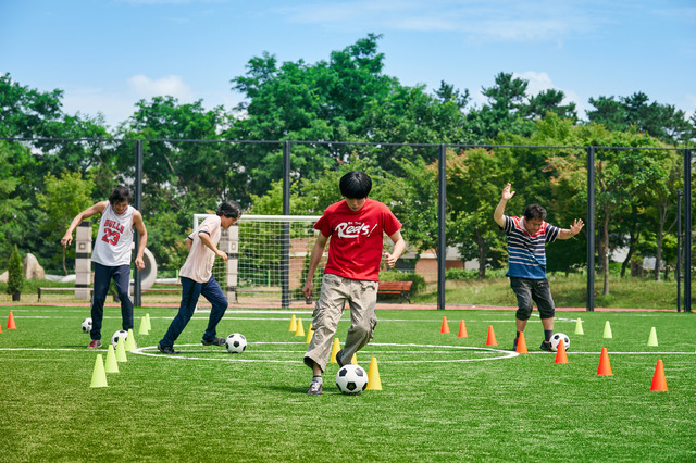 Netflixシリーズ「ドリーム ～狙え、人生逆転ゴール！～」独占配信中