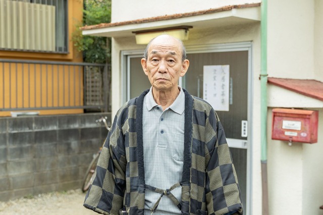 笹野高史『コーポ・ア・コーポ』©︎ジーオーティー/岩浪れんじ