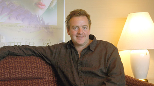 『理想の女』マイク・バーカー監督