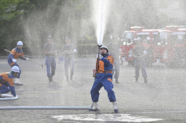 「ハヤブサ消防団」